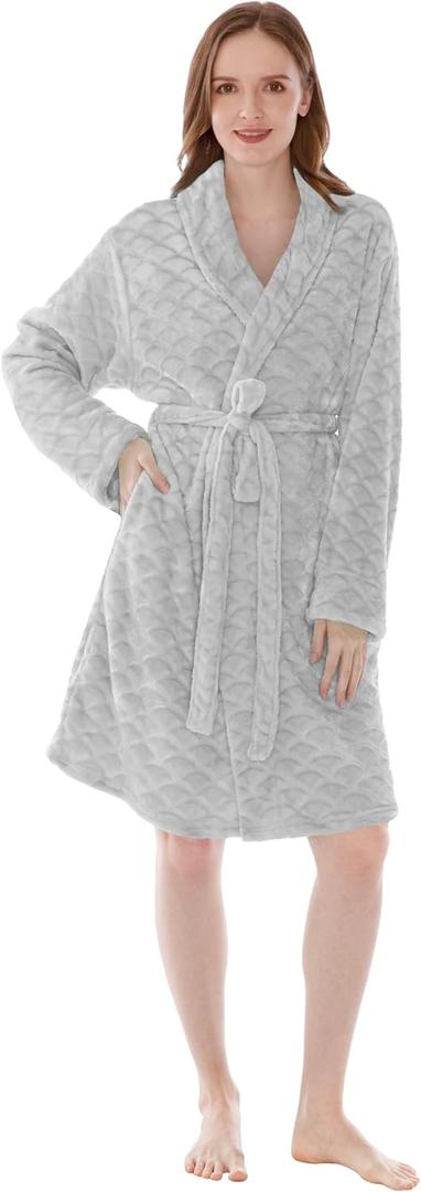 PAVILIA Womens Robes Lightweight, Knee Length Plush Fluffy Shower Bathrobe, Soft Fuzzy Cozy with Pockets (Small-Medium)