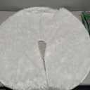 48 Inch Thick Faux Fur Christmas Tree Skirt, Plush Luxury Soft Tree Skirt for Home Xmas Party Holiday Indoor Decor (48-inch,4.4 Lb/ 2000 g,White)