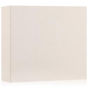 Lanpn Photo Album Scrapbook 12x12, Linen Cover Wreath Design Top Load 3 Ring Folder Binder Photobook Photo Book 12 x 12 inch with 30 Plastic Sleeves 60 Pages Beige