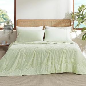Snuggle Sac Silky Soft Cooling Comforter King Size Sage Green, Q-Max0.4 Breathable Cooling Comforters for Hot Sleepers, All Season Reversible Bedding Comforter 106x90 inches, Sage Green
