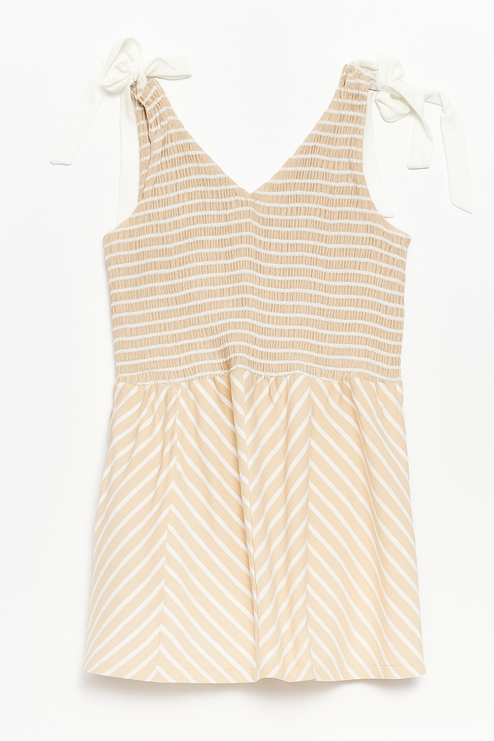 Sujama Striped Smocked Maxi Dress for Women Sleeveless Tie Strap Tiered Sexy V Neck Long Dress Flowy Sundress with Pockets Beige, M