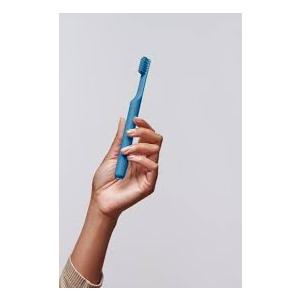 Toothbrush Hard Travel Case Carrying Bag, Fits for Oral-B Pro 1000, 2000, 3000, 3500, 1500 Electric Toothbrush, Mesh Pocket for Accessories and Soft Lining inside the Case for Protection