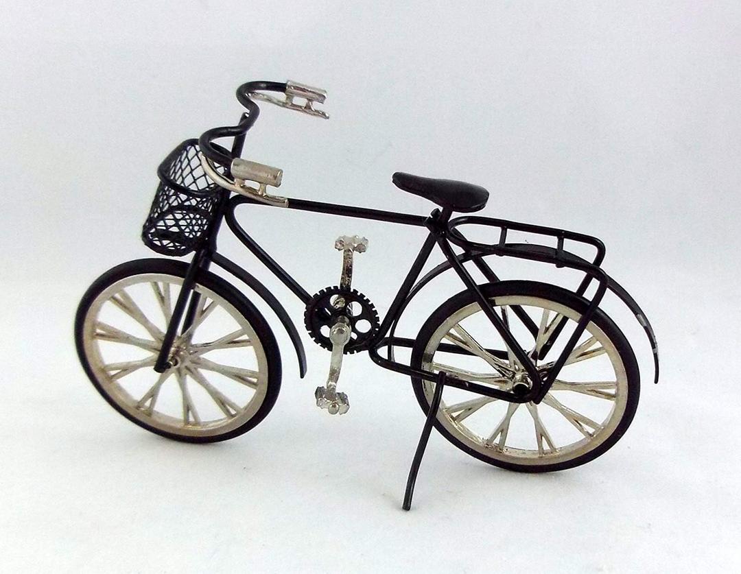 Dollhouse Miniature 1:12 Scale Black Bicycle #G8140