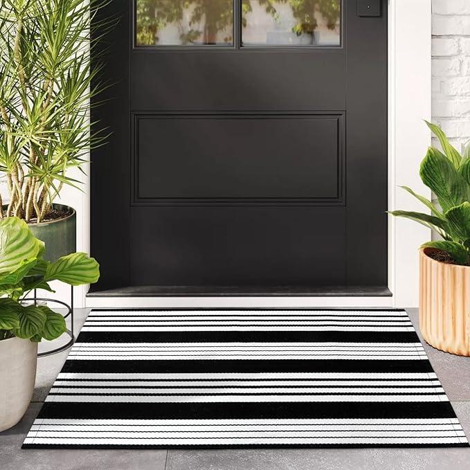 Black and White Striped Outdoor Rug 27.5"x43" Cotton Front Porch Door Mat Doorway Carpet Kitchen Laundry Room (Black Strip)
