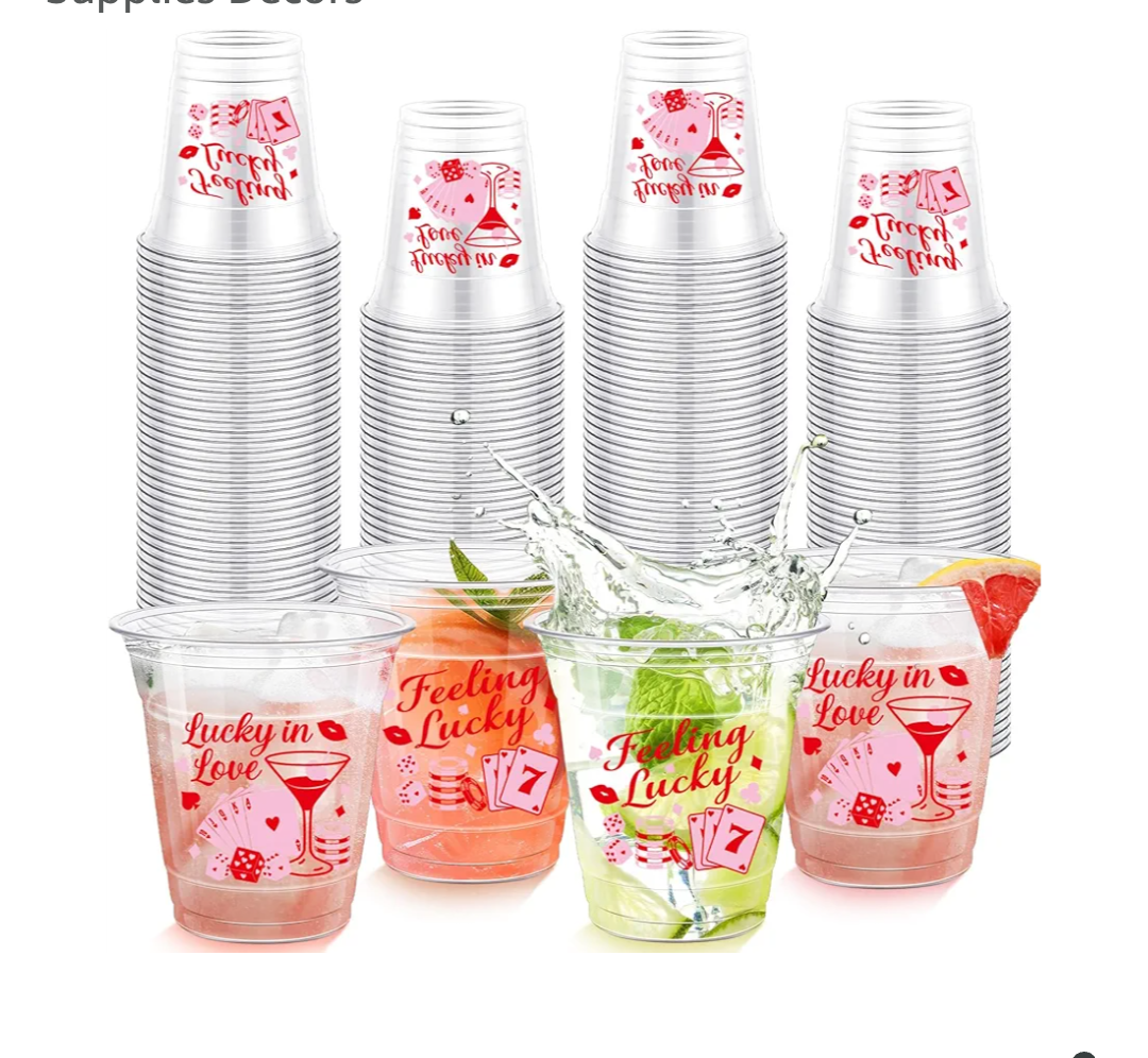 Dandat 25 Count Valentines Lucky in Love Plastic Cups Casino Theme 10 oz Disposable Clear Cold Beverage Drinking Cups for Galentine's Day Bachelorette Party Vegas Bridal Shower Party Supplies Decors