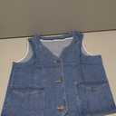 Women's Denim Sleeveless Casual Vest for women, Jean Vest Top, Light Wash, V Neck, Button Front with Dual Pockets, Size M