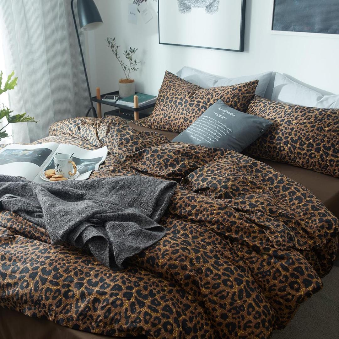 Leopard Print Comforter Set California King Vintage Animal Cheetah Printed Comforter with 2 Pillowcases Fluffy Soft Microfiber Floral Bedding Set 3 Pieces Farmhouse Leopard Pattern Comforter Set