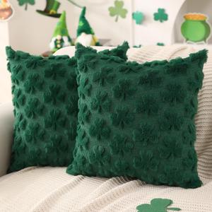 DFXSZ St Patricks Day Pillow Covers 16x16 inch Set of 2 St Patricks Day Decorations Green Shamrock Soft Plush Faux Fur Jacquard Throw Pillows for Bedroom Sofa Holiday Festivals Home Decor