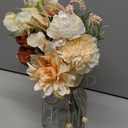 LESING Dahlia Flower Aritificial Flower with Vase Fake Silk Flowers in Glass Vase, Faux Rose Flowers Arrangement for Home Office Table Centerpiece Decoration (Champagne)
