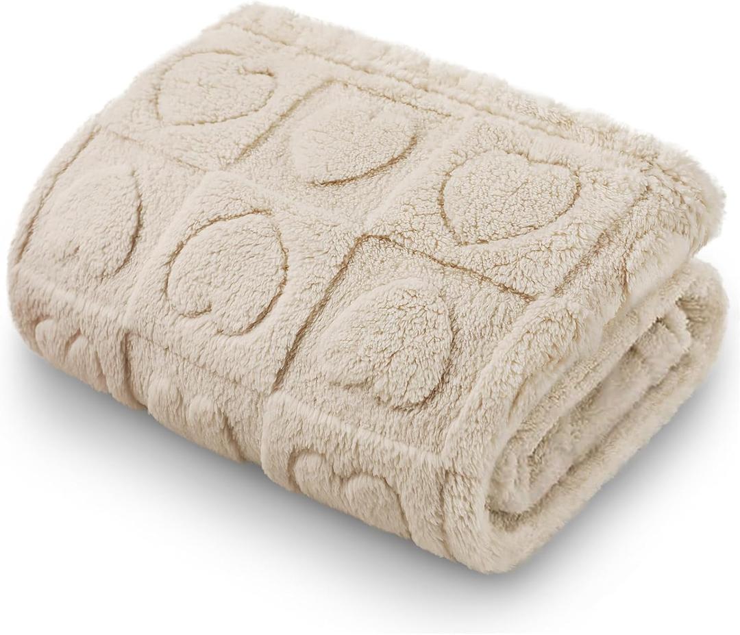 Luciphia Small Dog Blanket Washable Pet Bed Cover Soft Fluffy Puppy Blanket with Premium Fleece 300GSM Cozy Calming Cat Blankets for Indoor Cats Beige 30x20 inch