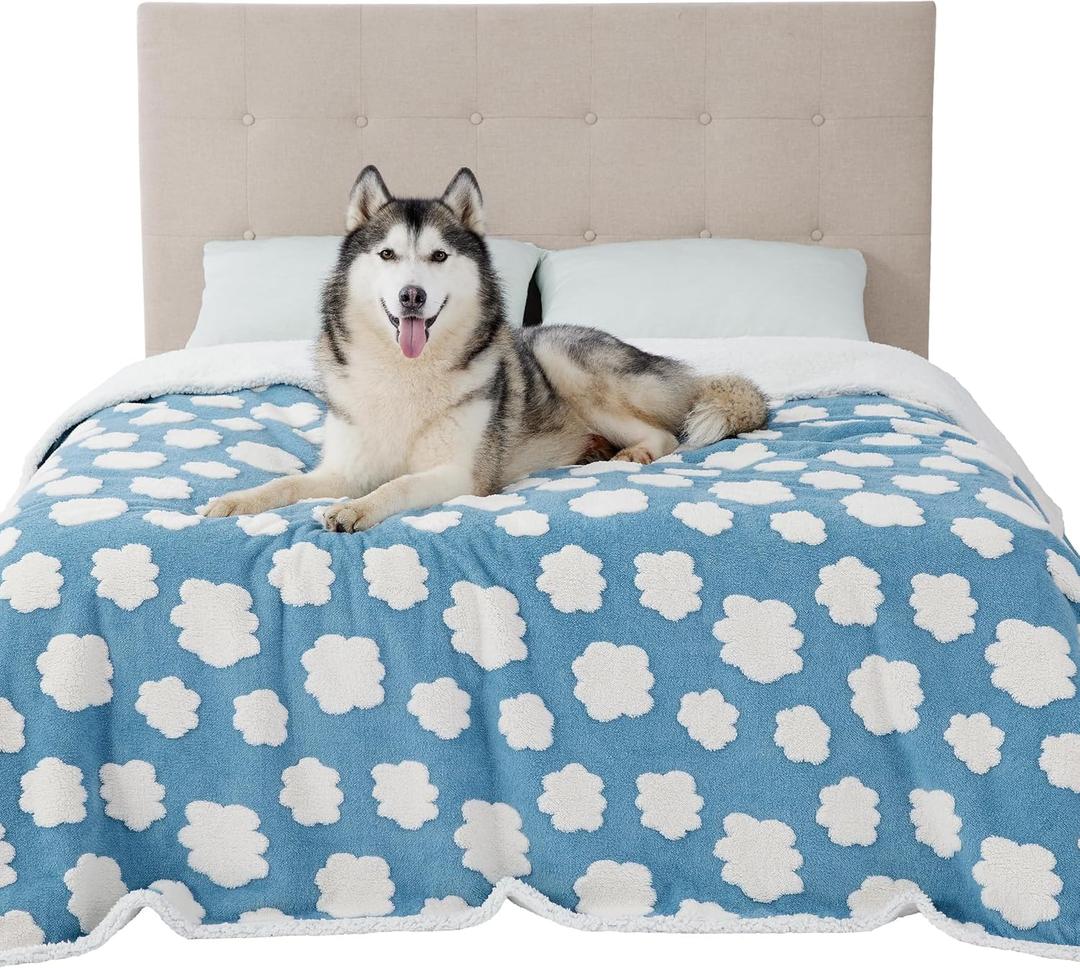 Lesure Waterproof Dog Blanket for Large Dogs - Washable Double Sided Dog Blankets with Warm Jacquard Shag and Soft Sherpa Fleece, Pet Cat Blanket for Queen Bed Protection, 3D Textured Cloud, Blue (Queen(86x90"), Cozy Clouds Blue)