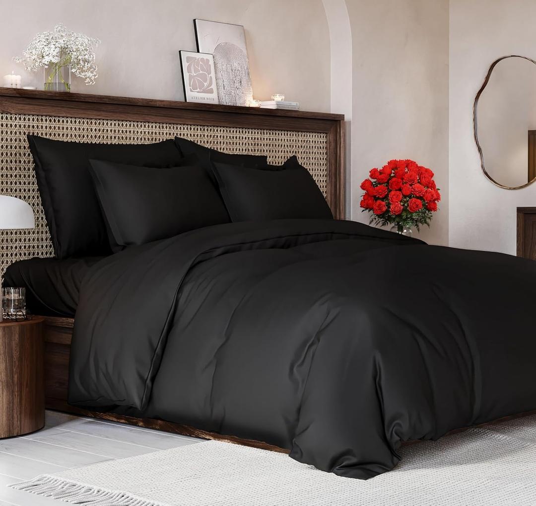 Duvet Cover Queen Size Set - Extra Soft Queen Size Duvet Cover 90 x 90 with 2 Pillow Shams - Hotel Luxury, Easy Care and Fade Free with Zipper Closures & Ties - Comfy, Breathable Bedding Set (Black) (17 - Black (No Comforter))