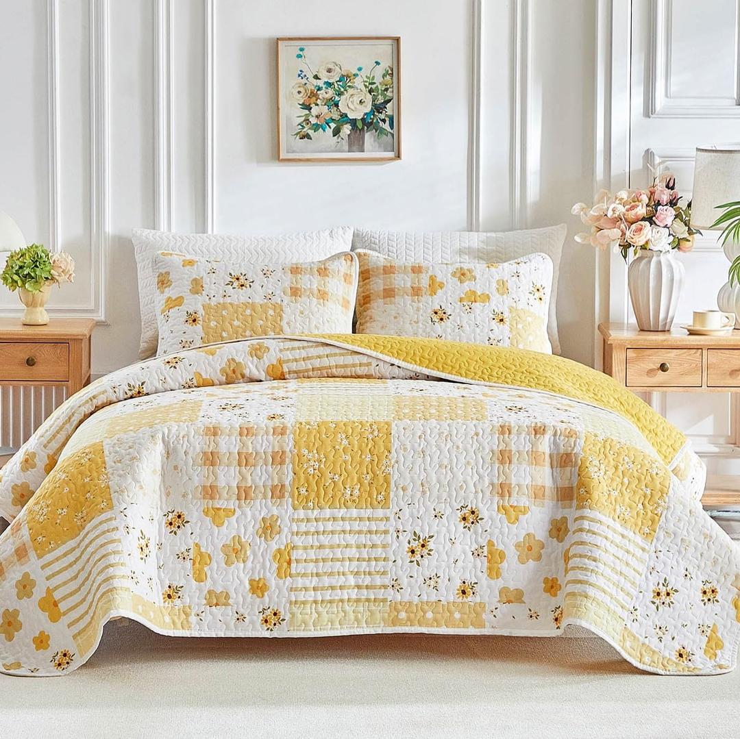 Flysheep Floral Patchwork Quilt Set Full/Queen Size, 3 Pieces Yellow Flower Plaid Bedspread Coverlet Set, Lightweight Soft Microfiber Bed Cover for All Season (90" x 90", 1 Quilt+ 2 Pillow Shams)