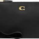 COACH Essential Small Wristlet (Black)