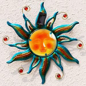 18 "Solar Sun Face Wall Art - Metal Sun Sculpture with LED Lights & Smiling Face, Outdoor Wall Hanging Decorations (Blue)