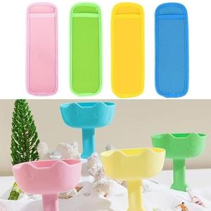 Pack Of 3 8pcs Popsicle Holders and Ice Pop Sleeves Set for Kids No Drips, 4pcs Cartoon Cat Ice Sticks Holder Stand Sucker and 4pcs Reusable Popsicle Cover Bags Sleeves for Frozen Yogurt Sticks Tubes Ice Pops