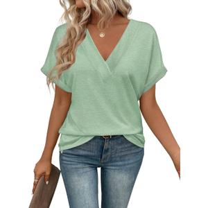 Women's T-shirts V Neck Short Sleeve Tee Solid Color Blouse Loose Fit 2025 Summer Casual Tops, Light Green, L