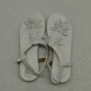 GORGLITTER Women's Flower Thong Flat Sandals Floral Open Toe Ankle Strap Vacation Beach Flats Shoes Size 40 (White)