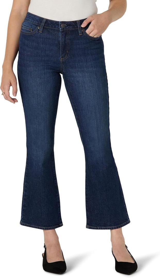 Amazon Essentials Women's Medium Stretch Mid-Rise Fashion-Forward Kick Crop Jeans (Size 8)