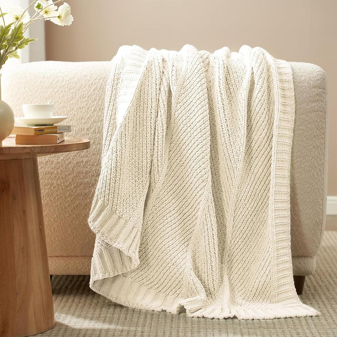 Amlie Home Knit Throw Blanket, Soft Chenille Cozy Breathable Chevron Chunky Decorative Blanket for Couch, Bed & Sofa, French-Inspired Lightweight Warm Gift for Women, Ivory, 50"x60"