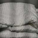 Duvet Insert Queen Size - Lightweight Comforter, Quilted Cooling Duvet Insert, Down Alternative Summer Comforter with 8 Tabs, Ultra Soft, Striped, Machine Washable, Queen, White90x90