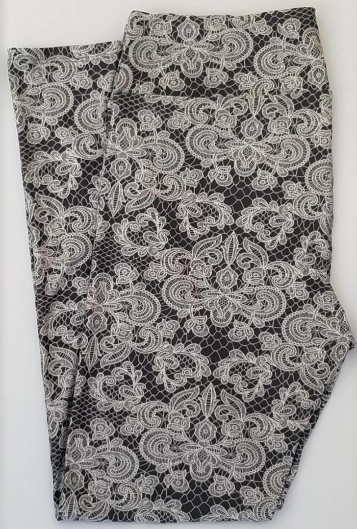 TC LuLaRoe Tall & Curvy Leggings Cute Gray Paisley Print NWT W24, Pack Of 3