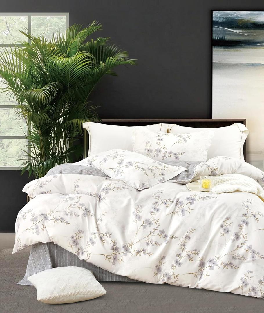 SLEEPBELLA Reversible Duvet Cover Queen, Elegant Purple Blossom on White, Soft and Breathable (005)