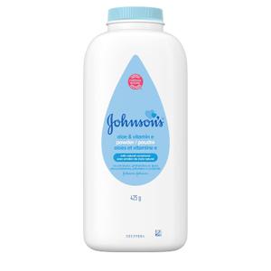 Johnson's Baby Powder, Naturally Derived Cornstarch with Aloe & Vitamin E for Delicate Skin, Hypoallergenic and Free of Parabens, Phthalates, and Dyes for Gentle Baby Skin Care, 15 oz (Pack of 2)