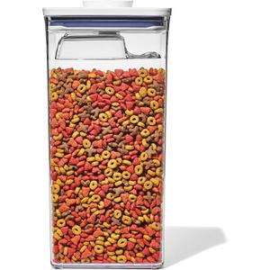 OXO Good Grips Pet POP Container 6.0 Qt/5.7 L with Half Scoop, Ideal for up to 6.5lbs of Dog Food or 4.5lbs of Cat Food, Airtight Dog and Cat Food Storage Container, BPA Free, Clear