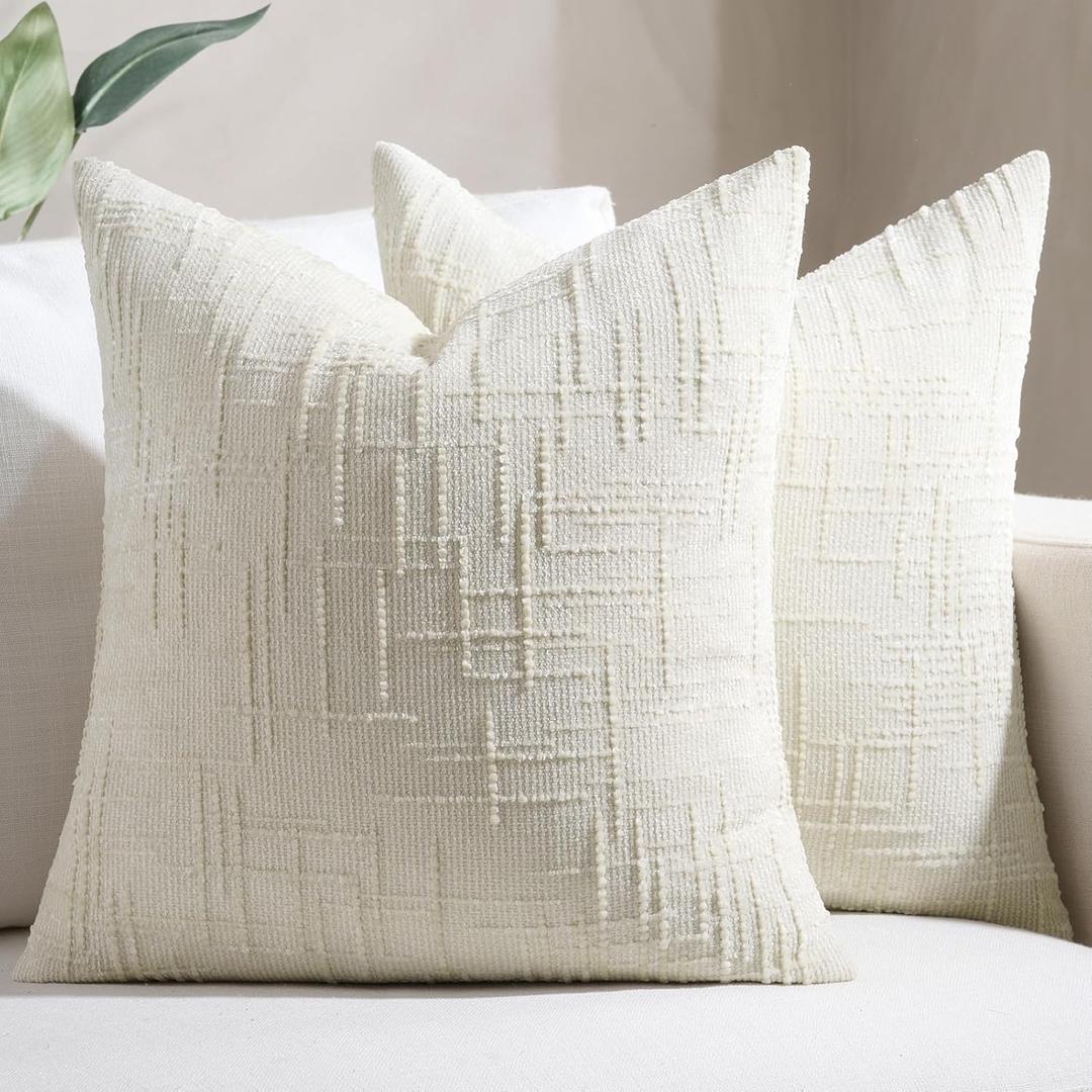 Softalker Textured Chenille Throw Pillow Covers - Cream 18x18 Inch Set of 2 White Farmhouse Boho Modern Accent Decorative Neutral Cushion Covers for Couch Sofa Bed Living Room, Home Decor