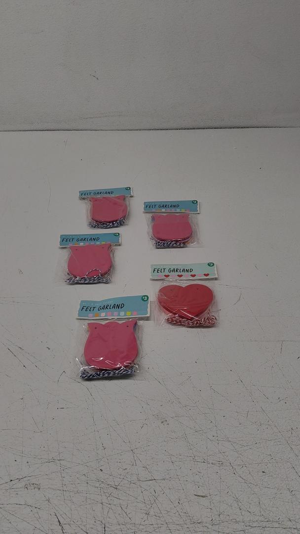 7 Felt Tulips Garland 5 Pack