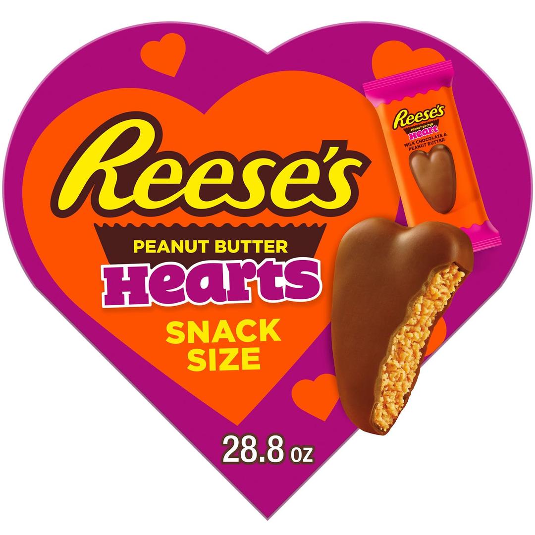 REESE'S Milk Chocolate Snack Size Peanut Butter Hearts, Valentine's Candy Gift Box, 28.8 oz (EXP 04/01/26)