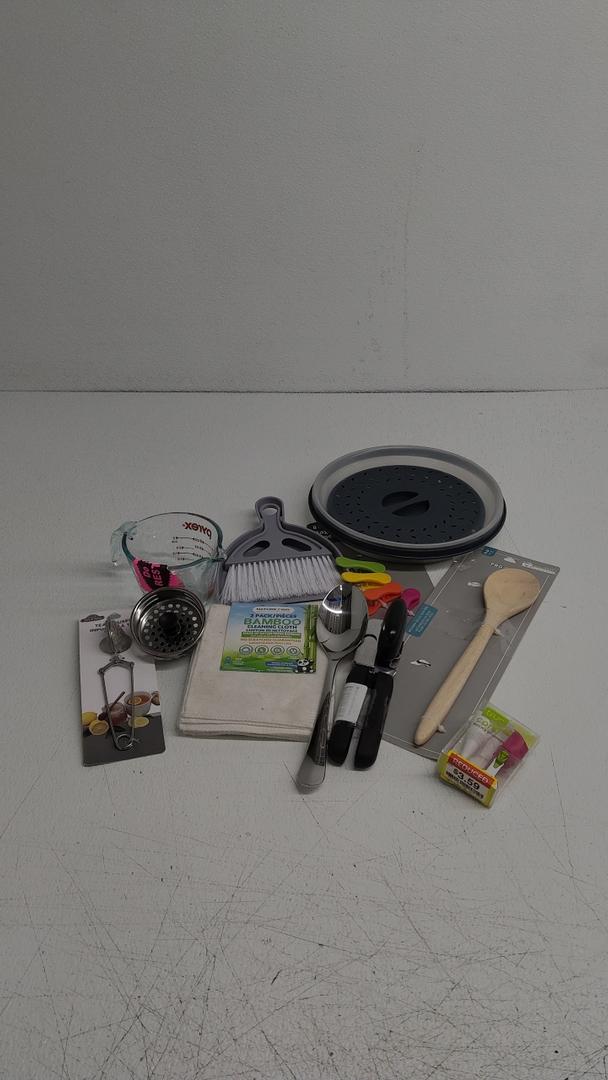 Pack Of Mixed Kitchen Appliances