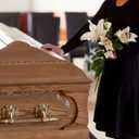 12 Pack Memorial Flower Vase Plastic Cemetery Vases with Spikes Cemetery Decorations for Grave Decorations for Cemetery Vases for Flowers Plastic Flowers for Grave Vase (Green)