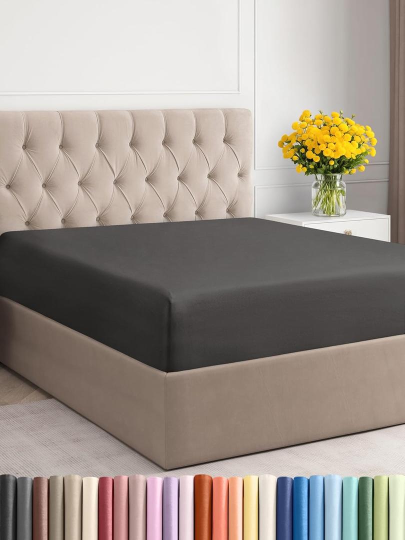 Full Fitted Bed Sheet - Bottom Single Fitted Sheet Only - Ultra-Soft Hotel Luxury Bedding w/ 8-16 Inch Deep Pockets - Breathable, Cooling & Wrinkle Free - Easy-Fit, Fade & Shrink Resistant - Charcoal