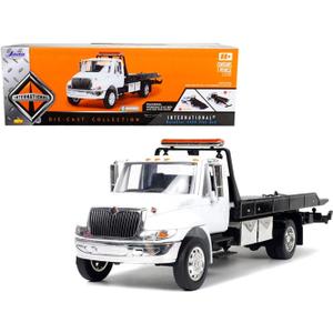 Jada Toys International Durastar 4400 Flatbed Tow Truck Die-cast Car