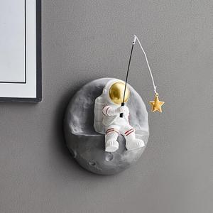 Creative Astronauts Wall Sculpture Decor 3D Background Wall Decor Outer Space Man Wall Decorations for Living Room Bookshelf Bedroom Home Play Room Decoration, Space Themed Gifts