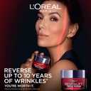 L'Oreal Paris Revitalift Triple Power Anti-Aging Face Moisturizer, Pro Retinol, Hyaluronic Acid & Vitamin C to Reduce Wrinkles, Firm & Brighten Skin, 1.7 Oz
