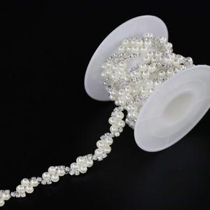 Jerler 1 Yard Pearl Rhinestone Trim, Inlaid Pearl Beaded Chain, Crystal Applique Ideal for DIY and Wedding Party Decoration Bridal Embellishments, 0.3" Width (Wave Pearl)