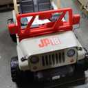 Power Wheels Jurassic Park Jeep Wrangler, battery powered ride on toy, 12Volts, 5MPH max Speed