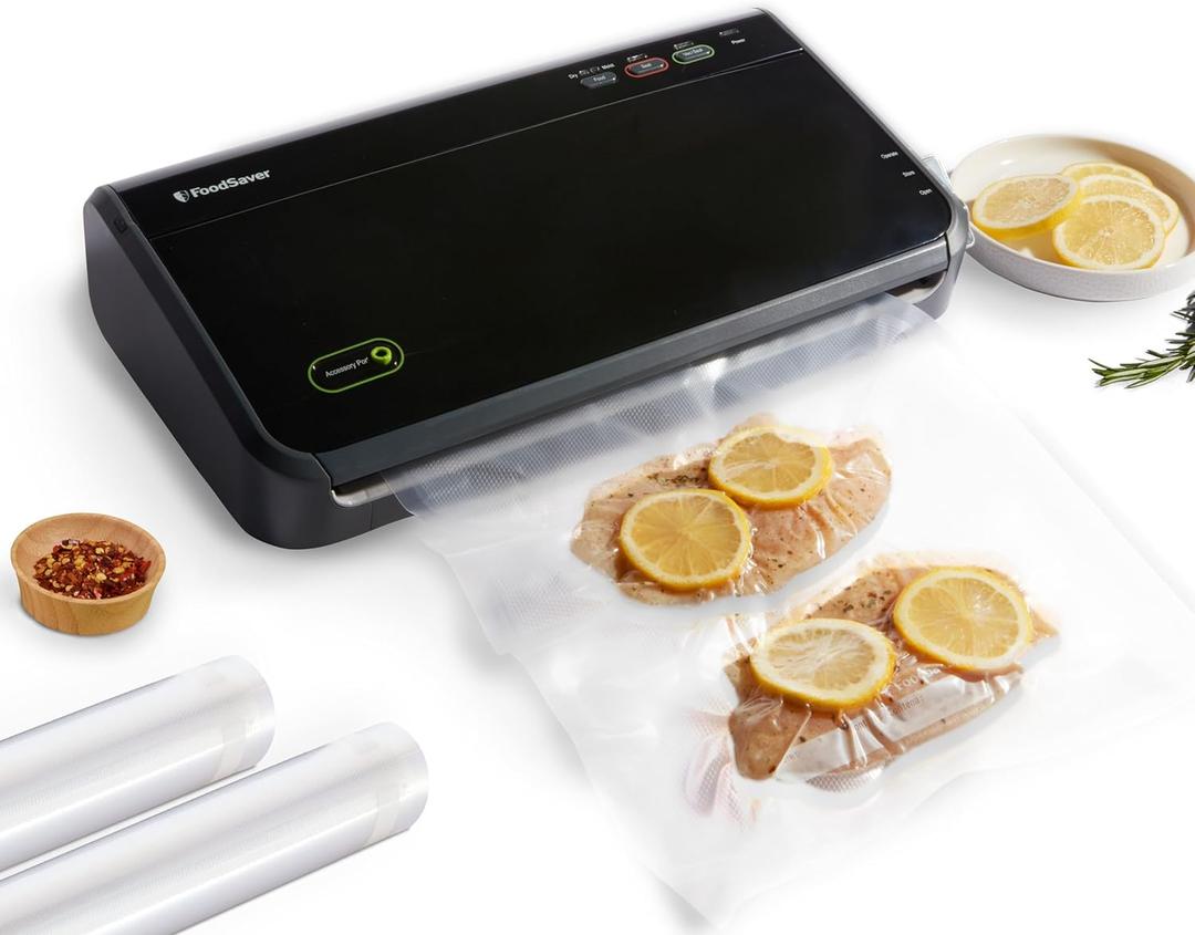 FoodSaver Vacuum Sealer Machine, Automatic Bag Detection, Sous Vide Friendly, with sealer bags, roll, handheld vacuum sealer, black (Large)