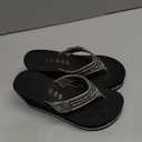 GUESS Women's Gwsarraly 7