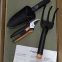 Fiskars Flower Gardening Tool Set with Floral Pruner, Trowel, Cultivator, Garden Gloves, and Ultra-Light Kneeling Cushion for Outdoor Use (5 Piece Kit) : Patio, Lawn & Garden