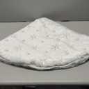 Christmas Tree Skirt 48 Inch White Faux Fur Tree Skirts with Silver Snowflakes Winter Large Plush Xmas Tree Mat Christmas Tree Decorations