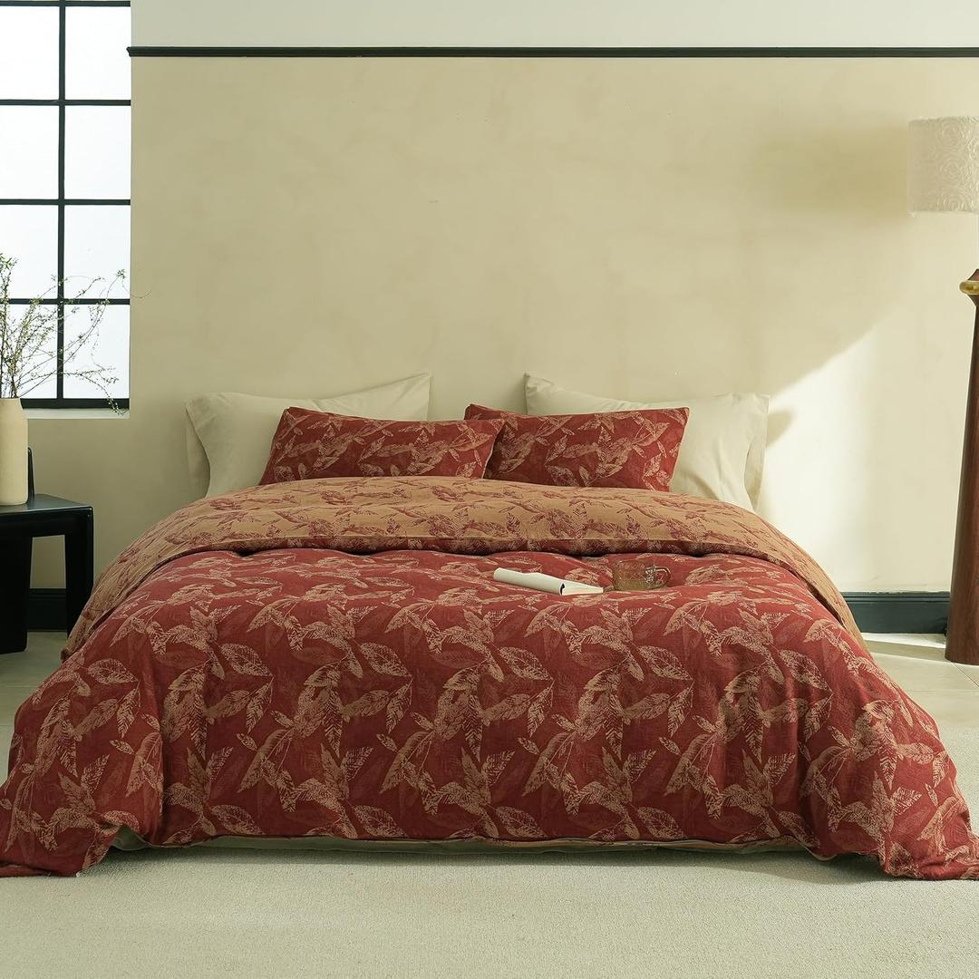 QKTE Premium 100% Cotton Muslin Duvet Cover Queen Size, 3 PCS Double Gauze Yarn-Dyed Jacquard Duvet Cover Set with Zipper Closure, Reversible Floral Breathable Soft Bedding for All Seasons, Dark Red