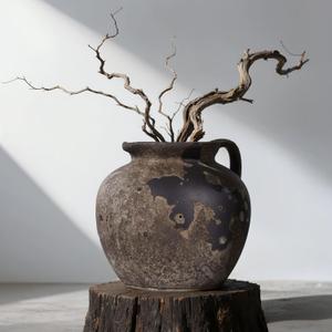 Wabi Sabi Rusty Vintage Vase, 7.9" Tall Wabi Sabi Decor Rustic Farmhouse Pottery Vase for Centerpiece, Textured Pottery Flower Vases for Home Decorative, Table, Living Room, Bedroom, Bathroom, Kitchen