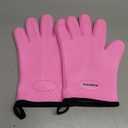 KITCHEN PERFECTION Silicone Smoker Oven Gloves -Extreme Heat Resistant BBQ Gloves-Handle Hot Food Right on Your Grill Fryer & Pit|Waterproof Grilling Cooking Baking Mitts|Superior Value Set+3 Bonuses (One Size Fits Most, Pink)