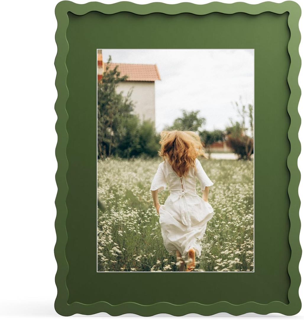 11x14 Picture Frame with Mat for 8x10, Wavy Edge Wooden Real Glass Photo Frame for Wall Hanging, Green, 1 Pack