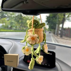 Cute Crochet Hanging Succulent Plant for Car, Aesthetic Decor Rear View Mirror Hanging Ornament Accessories for Women and Men, Handmade Cute Car Interior Decor Accessories Gift