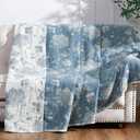 jinchan Boho 100% Cotton Muslin Twin Size 60x80 Inches Blanket Lightweight 4-Layer Quilted Soft Blue and White Floral Throw Blanket Green Accents Reversible Comfy Flower Summer Couch Bedroom Decor